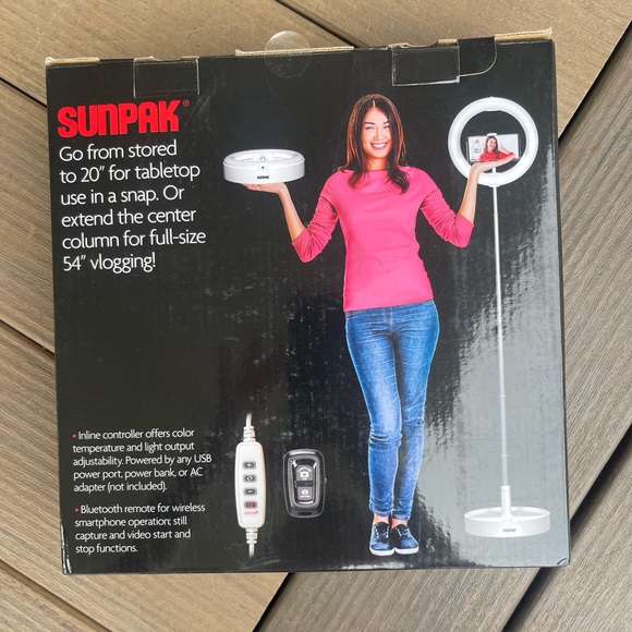 Folding Vlogging Kit with Bluetooth Remote - White - Picture 2 of 4